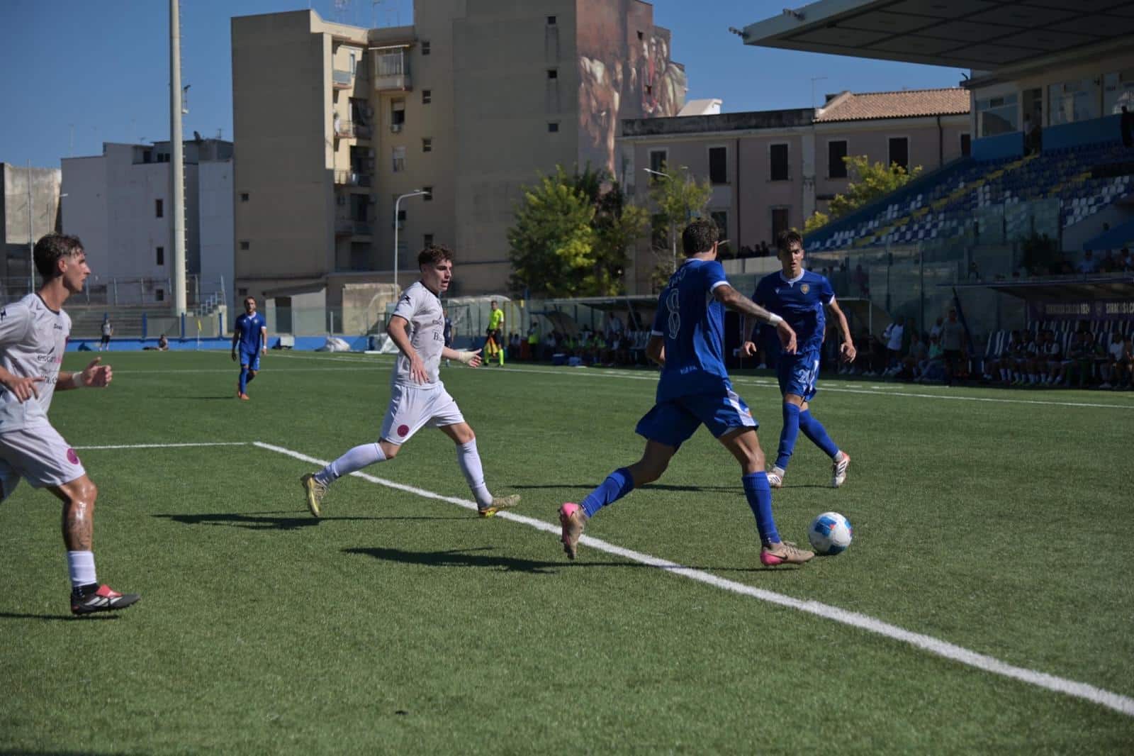 un'azione di Siracusa Atheletic PAlermo